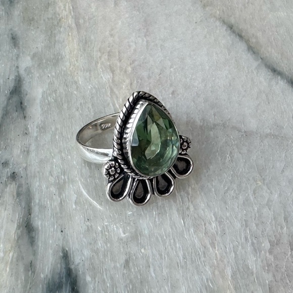NWOT Sundance Peacock Plume Ring, Green Amethyst, Sterling Silver - Picture 3 of 5